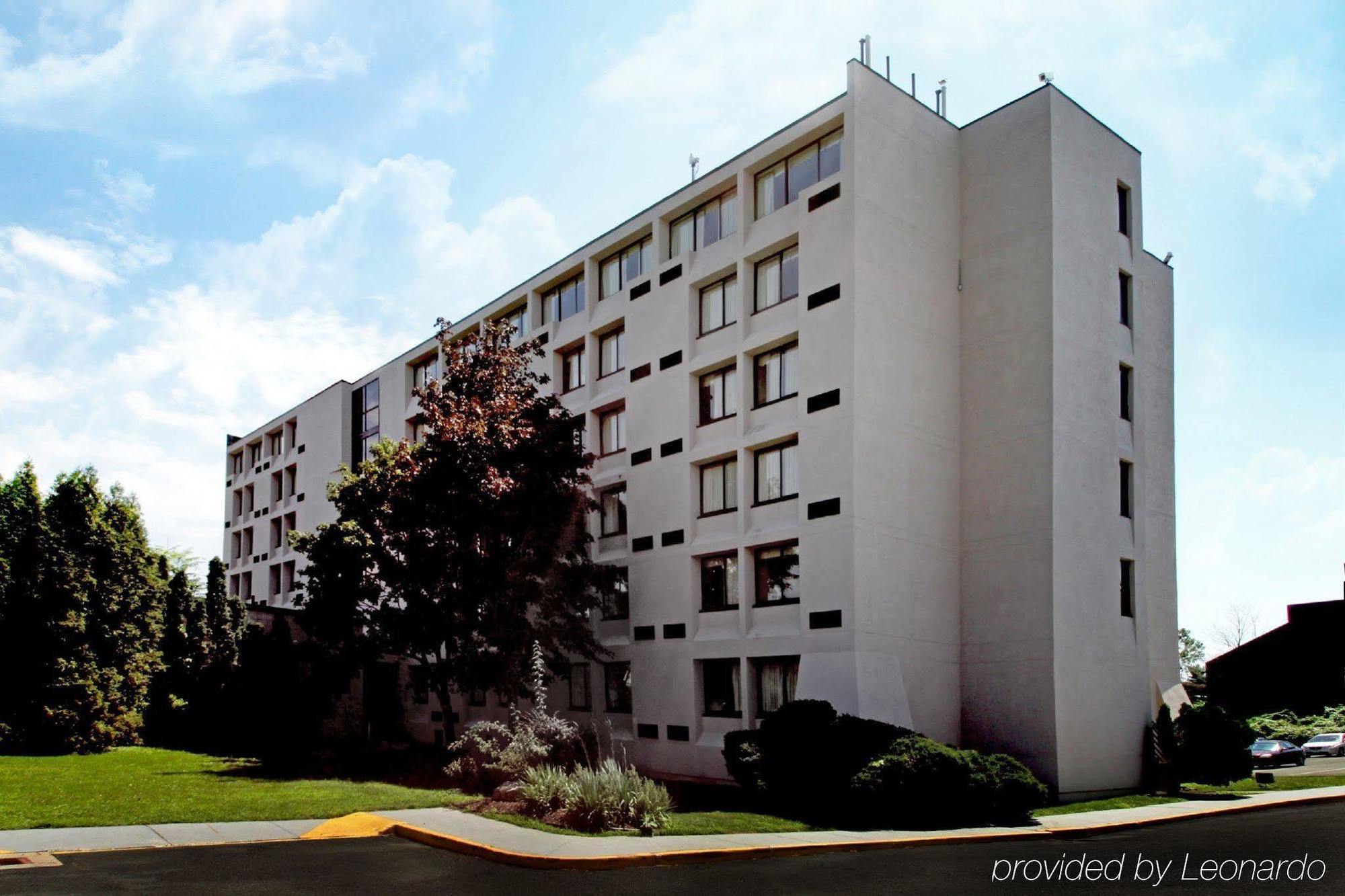 Stratford Hotel And Conference Center Экстерьер фото